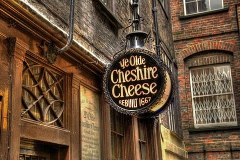 Experience traditional drinks in authentic pubs