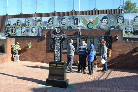World Famous Private Belfast Troubles Taxi Cab Tour 2 Hour
