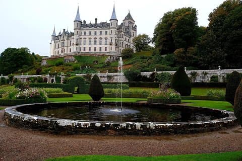 Private Dunrobin Castle Tour from Inverness