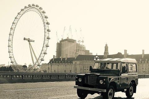 London City tour in British classic