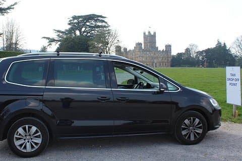 MPV : 4 pax + 4 check luggage + 4 hand luggage or 6 passengers without luggage
The images shown are for illustration purposes only