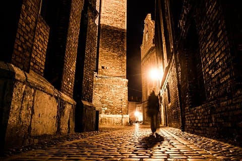 Londons Dark Alley Streets