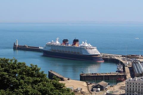 Dover port
