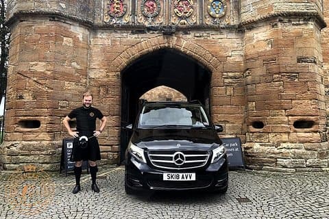 Tour guide Alexander at Linlithgow Palace