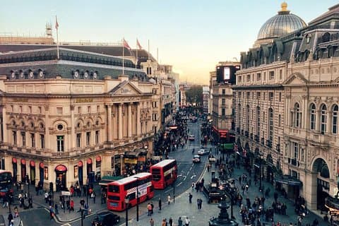 Piccadilly Circus by Mike Rolls