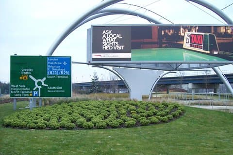 Gatwick Airport Private Transfers to/from London (Postcode W1 to W7)