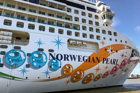 Private transfers to/from London Tilbury Cruise Port and London Heathrow Airport