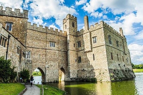 Lead Castle