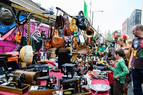 Brick lane market