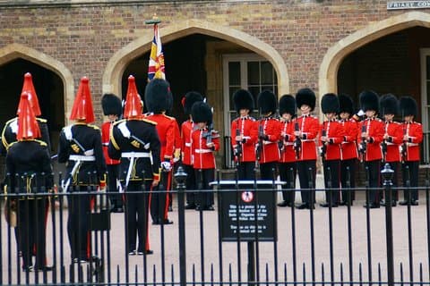 Walk with the Queens Guard and Band to Buckingham Palace