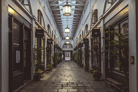 The Curse of Covent Garden - Outdoor Adventure Hunt via WhatsApp