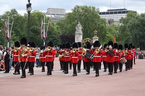 Westminster Small Group Guided Tour with Changing of the Guard