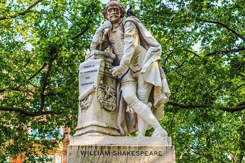 London Walking Tour: Self-Guided City Game
