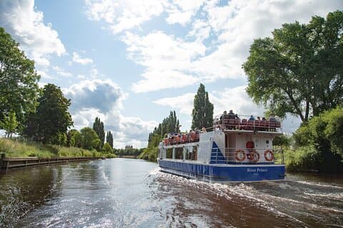 Sail into York's daytime wonderland: a scenic escape!
