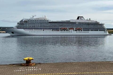 Begin your Highland adventure right from the port — private pickup from Invergordon cruise terminal.