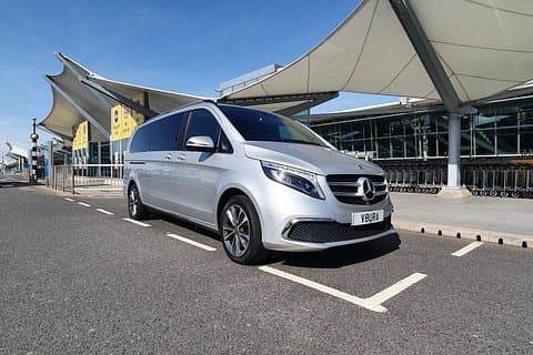 London Heathrow Airport (LHR) to Nottinghamshire Luxury Airport Taxi Transfers