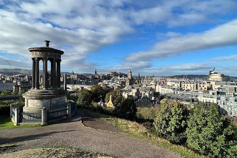 Edinburgh City 4 Hour Private Guided Taxi Tour