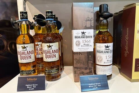 Highland Queen whisky distillery tours Scotland, Tullibardine distillery, whisky and castles tour