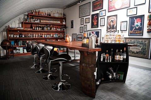 Tour and Tasting Experience