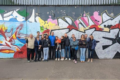 Belfast Black Taxi Tour: Private Journey Through History