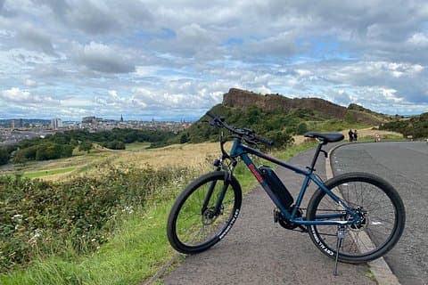 Stunning Edinburgh E-bike Tour max 10 people small group
