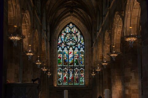 Romantic Walks in Roslin: A Scottish Love Story Private Tour
