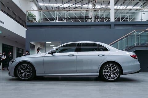 executive vehicle