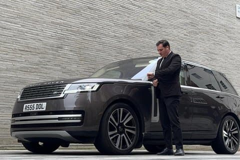 Private Heathrow Airport transfer to or from your London Hotel