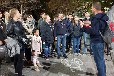 Telling the story of the execution of William Wallace outside his memorial in Smithfield