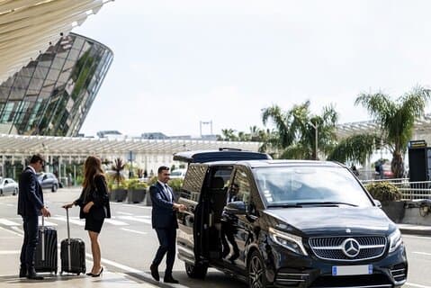 Private London Arrival Transfer -Airport to Hotel