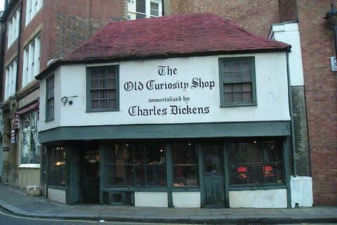 Charles Dickens Walking Tour - themed walking tour in London guided by Carol Howard