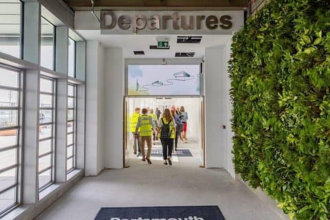 Portsmouth Cruise Port to Heathrow Airport Private Transfer