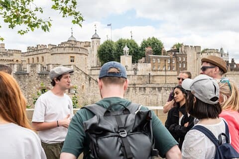 Westminster Walking Tour & Visit The Tower of London