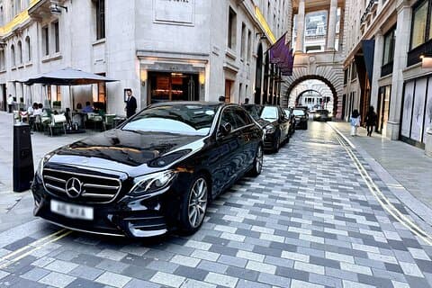Private Chauffeur London City Airport to/from any London Hotels