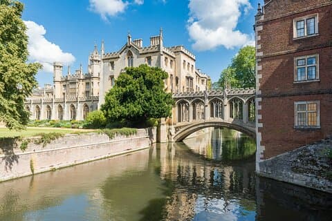 Transfer To or From London Heathrow Airport to Cambridge