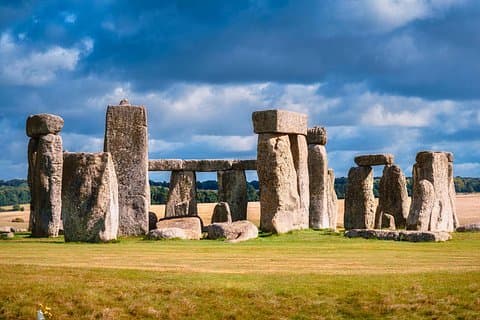 Iconic UNESCO Stonehenge Tour with expert archaeologist guide