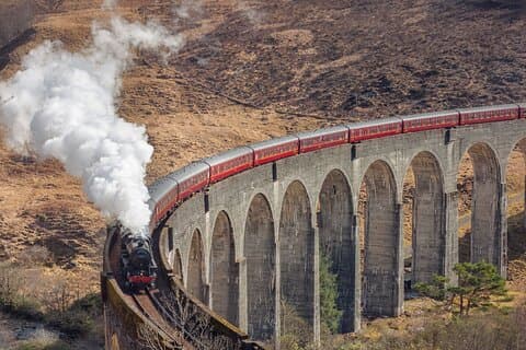 Jacobite Train on Glenfinnan Viaduct