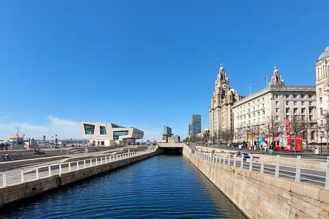 Leeds to Liverpool Canal