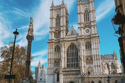 Westminster Abbey Tour & London Sights with Exclusive Access