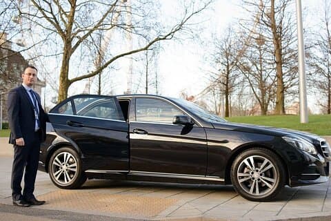 Gatwick Airport To Central London Private Roundtrip Transport