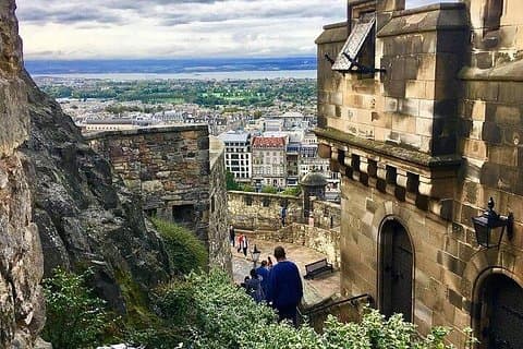 Morning Edinburgh Tour Hidden Gems tour: A four-Hour Scenic Drive