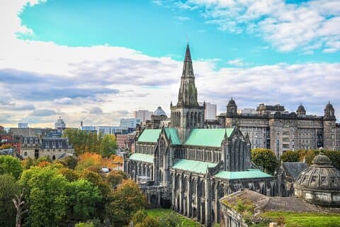 Glasgow Highlights Full-Day Private Car Trip from Edinburgh