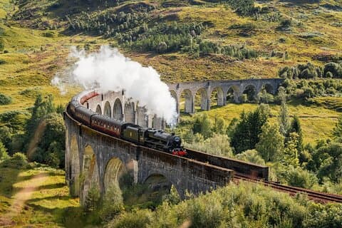 Edinburgh to Glencoe, Fort William, Glenfinnan Viaduct Tour