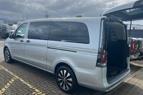 Edinburgh Airport private transportation to Hotel in Edinburgh