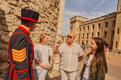 VIP Beefeaters Meet & Greet with Tower of London Guided Tour