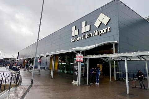 Transfer from Luton Airport to London or London to Luton Airport