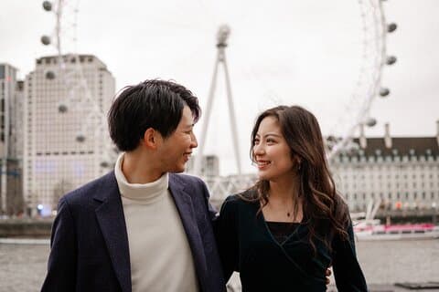 Romantic Couple Shoot at Embankment