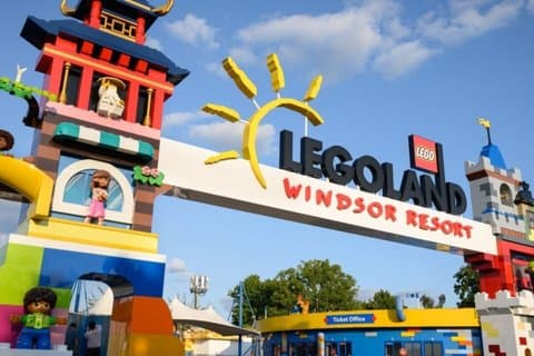 London to LEGOLAND Windsor Private Transfe Return