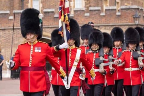 Royal London Changing of the Guard And Palace Tour