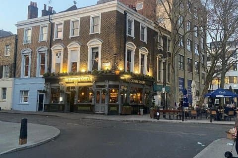 London Food and Drink History Walking Tour in Clerkenwell